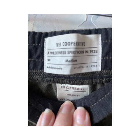 REI Cooperative Dark Green Organic Cotton Outdoor drawstring minimalist pants - Picture 3 of 4